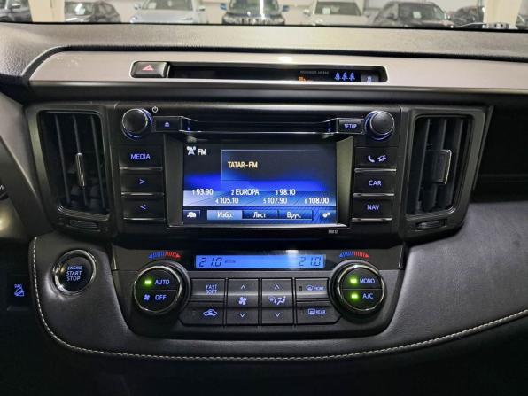 Toyota RAV4 IV (XA40) Рестайлинг с пробегом 2016 года, цена 2 080 000 рублей, 211471 км, внедорожник, Автокод Объявления