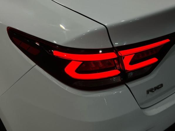 Kia Rio IV с пробегом 2018 года, цена 1 330 000 рублей, 118213 км, седан, Автокод Объявления