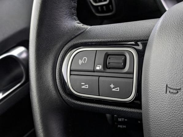 Citroen C3 Aircross I с пробегом 2021 года, цена 1 950 000 рублей, 35509 км, внедорожник, Автокод Объявления