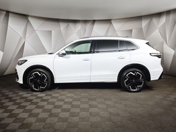 Volkswagen Tiguan III (China Market) с пробегом 2024 года, цена 4 593 000 рублей, 38316 км, внедорожник, Автокод Объявления