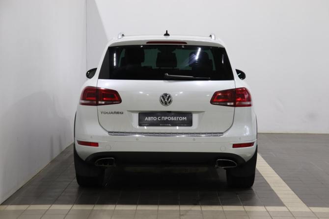 Volkswagen Touareg II с пробегом 2013 года, цена 2 401 000 рублей, 132357 км, внедорожник, Автокод Объявления