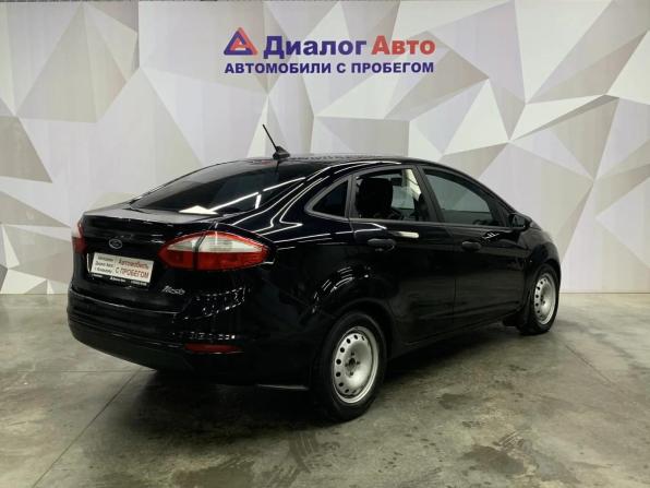 Ford Fiesta Mk6 Рестайлинг с пробегом 2016 года, цена 660 000 рублей, 250638 км, седан, Автокод Объявления