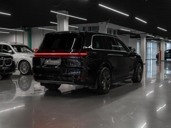 Li Auto (Lixiang) L9 I с пробегом 2023 года, цена 6 890 000 рублей, 39583 км, внедорожник, Автокод Объявления