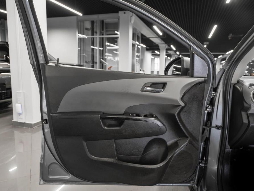 Chevrolet Aveo II Москва  - изображение 13