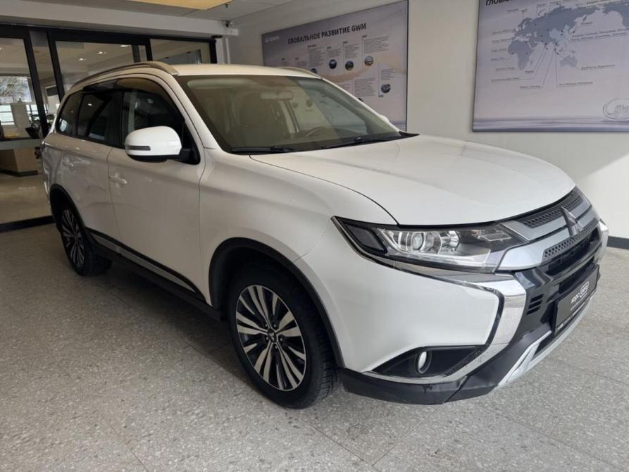 Mitsubishi Outlander III Рестайлинг 3 Ярославль  - изображение 3