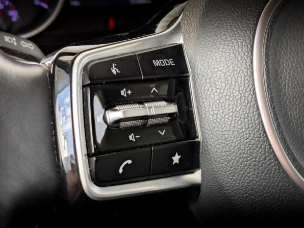 Kia Carnival IV с пробегом 2021 года, цена 3 700 000 рублей, 57084 км, минивэн, Автокод Объявления