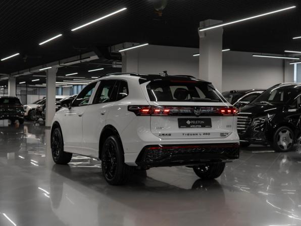 Volkswagen Tiguan III (China Market) с пробегом 2026 года, цена 4 900 000 рублей, 40 км, внедорожник, Автокод Объявления