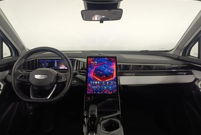 Geely Atlas II с пробегом 2025 года, цена 3 050 000 рублей, 5756 км, внедорожник, Автокод Объявления