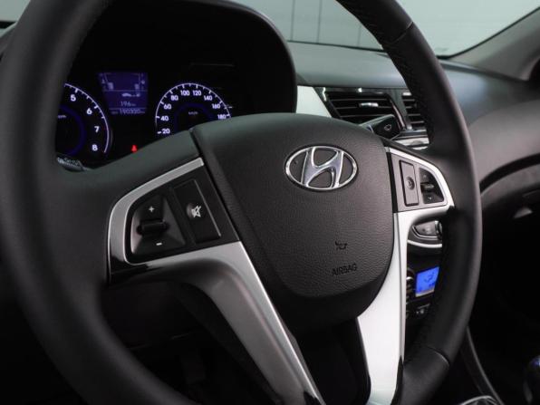 Hyundai Solaris I с пробегом 2011 года, цена 699 000 рублей, 190319 км, седан, Автокод Объявления
