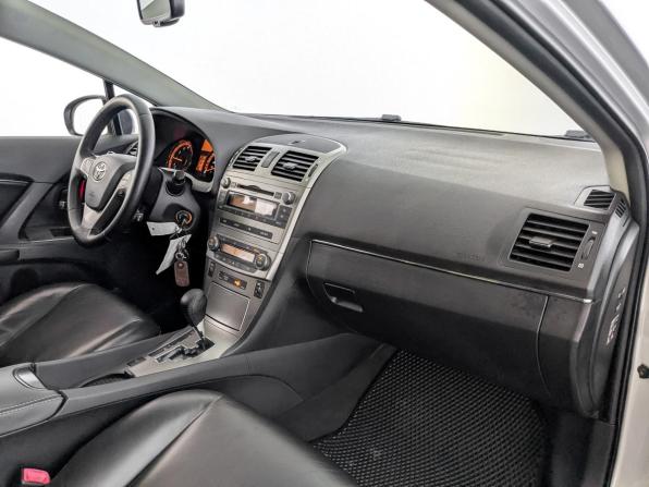 Toyota Avensis III с пробегом 2011 года, цена 1 080 000 рублей, 274205 км, седан, Автокод Объявления