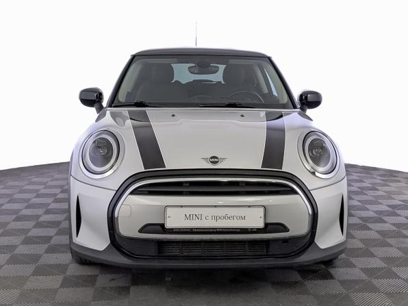 Mini Hatch III (F55/F56) Рестайлинг 2 с пробегом 2021 года, цена 2 690 000 рублей, 39750 км, хэтчбек, Автокод Объявления