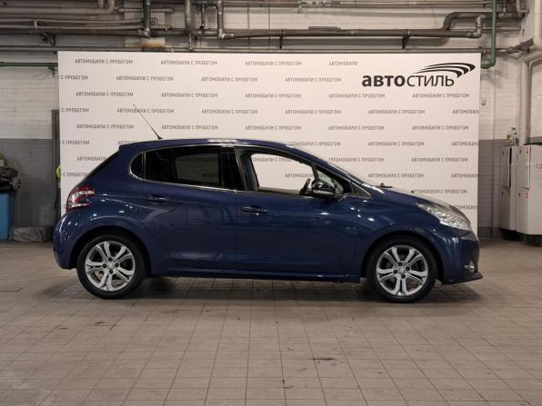 Peugeot 208 I с пробегом 2013 года, цена 549 000 рублей, 184000 км, хэтчбек, Автокод Объявления