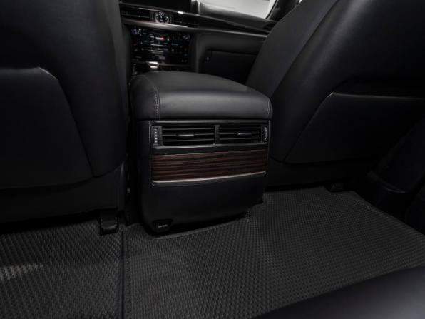 Lexus LX III Рестайлинг 2 с пробегом 2021 года, цена 8 900 000 рублей, 187592 км, внедорожник, Автокод Объявления