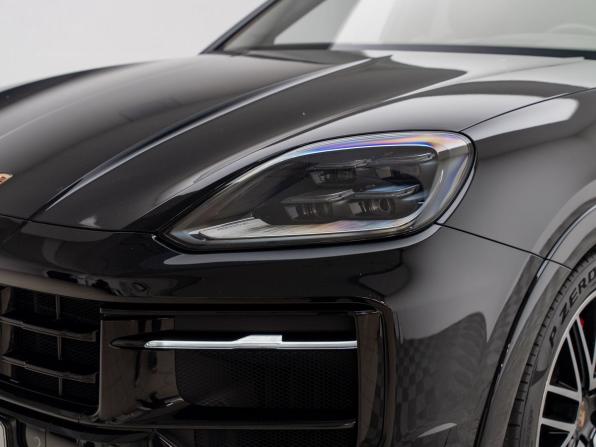 Porsche Cayenne III Рестайлинг с пробегом 2024 года, цена 17 250 000 рублей, 49950 км, внедорожник, Автокод Объявления
