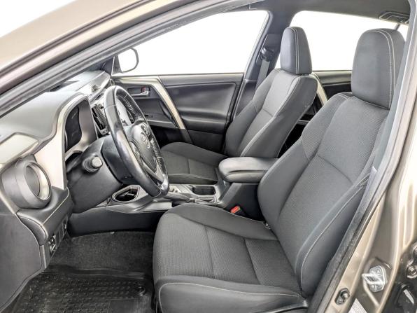 Toyota RAV4 IV (XA40) Рестайлинг с пробегом 2019 года, цена 2 520 000 рублей, 101198 км, внедорожник, Автокод Объявления