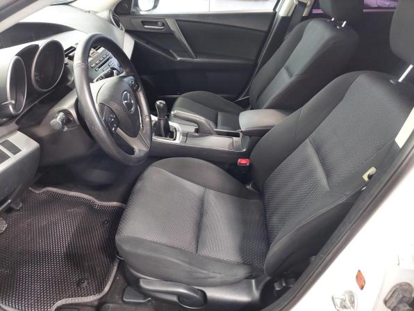 Mazda 3 II (BL) с пробегом 2009 года, цена 635 000 рублей, 324149 км, хэтчбек, Автокод Объявления