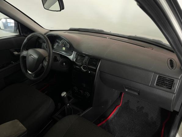 Lada (ВАЗ) Priora I с пробегом 2012 года, цена 247 000 рублей, 219480 км, хэтчбек, Автокод Объявления