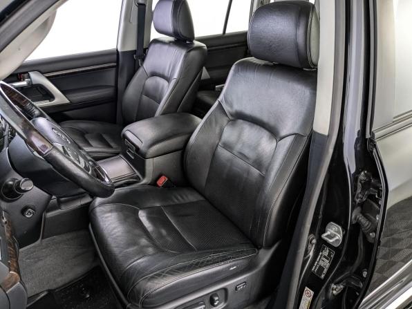 Toyota Land Cruiser 200 Series Рестайлинг 1 с пробегом 2012 года, цена 3 300 000 рублей, 291690 км, внедорожник, Автокод Объявления