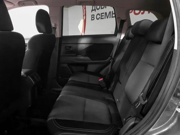 Mitsubishi Outlander III Рестайлинг 3 с пробегом 2018 года, цена 2 099 000 рублей, 93099 км, внедорожник, Автокод Объявления