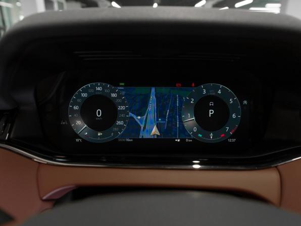 Land Rover Range Rover Evoque II Рестайлинг с пробегом 2025 года, цена 5 550 000 рублей, 50 км, внедорожник, Автокод Объявления