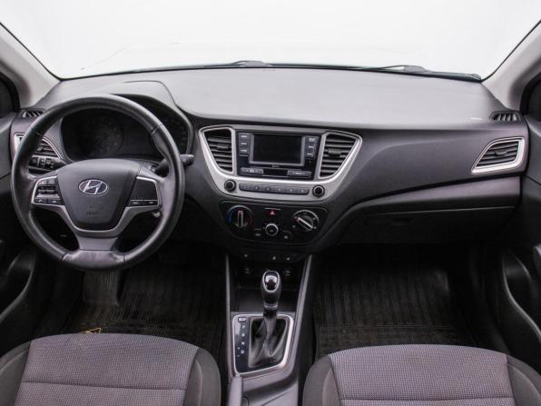Hyundai Solaris II Рестайлинг с пробегом 2021 года, цена 1 399 000 рублей, 126568 км, седан, Автокод Объявления