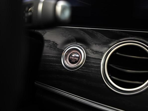 Mercedes-Benz E-Класс V (W213 S213 C238) с пробегом 2019 года, цена 3 199 000 рублей, 160387 км, седан, Автокод Объявления