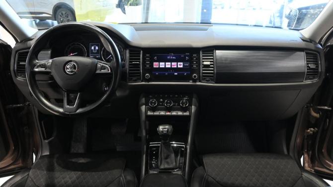 Skoda Kodiaq I с пробегом 2018 года, цена 2 400 000 рублей, 145000 км, внедорожник, Автокод Объявления