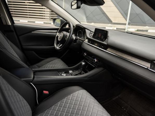 Mazda 6 III (GJ) Рестайлинг 2 с пробегом 2019 года, цена 2 200 000 рублей, 88700 км, седан, Автокод Объявления
