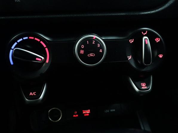 Kia Rio IV с пробегом 2019 года, цена 1 349 000 рублей, 152000 км, седан, Автокод Объявления