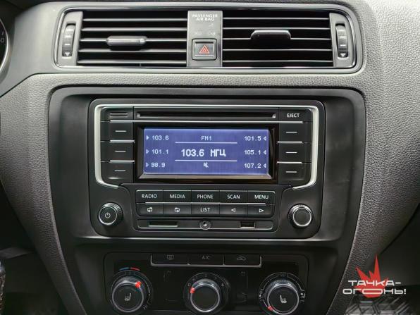 Volkswagen Jetta VI Рестайлинг с пробегом 2014 года, цена 1 098 000 рублей, 131000 км, седан, Автокод Объявления