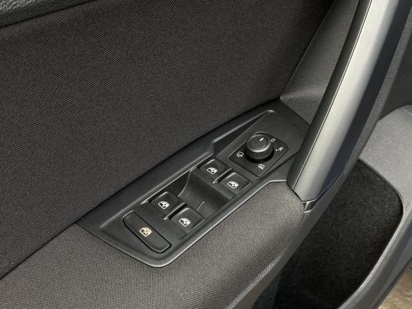 Volkswagen Tiguan II Рестайлинг с пробегом 2021 года, цена 3 279 000 рублей, 25358 км, внедорожник, Автокод Объявления