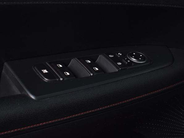 Kia K3 II с пробегом 2019 года, цена 2 174 995 рублей, 100436 км, хэтчбек, Автокод Объявления