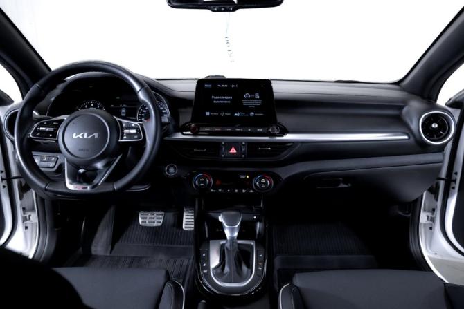 Kia Cerato IV Рестайлинг с пробегом 2021 года, цена 2 150 000 рублей, 68037 км, седан, Автокод Объявления