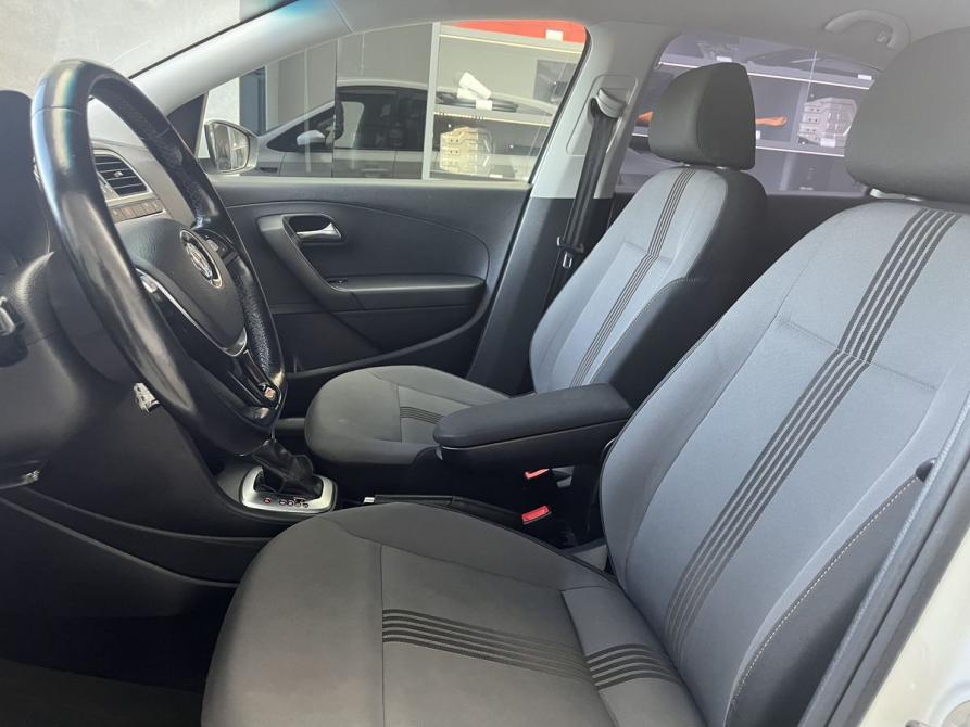 Volkswagen Polo V Рестайлинг Новосибирск  - изображение 8