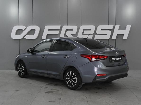 Hyundai Solaris II с пробегом 2017 года, цена 1 369 000 рублей, 57119 км, седан, Автокод Объявления