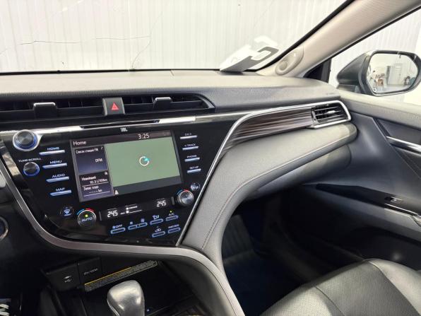Toyota Camry VIII (XV70) с пробегом 2019 года, цена 2 897 000 рублей, 111211 км, седан, Автокод Объявления