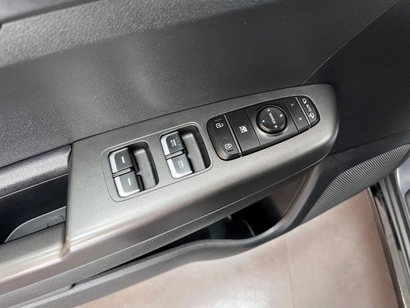 Kia Sportage IV Рестайлинг с пробегом 2021 года, цена 2 595 000 рублей, 85691 км, внедорожник, Автокод Объявления