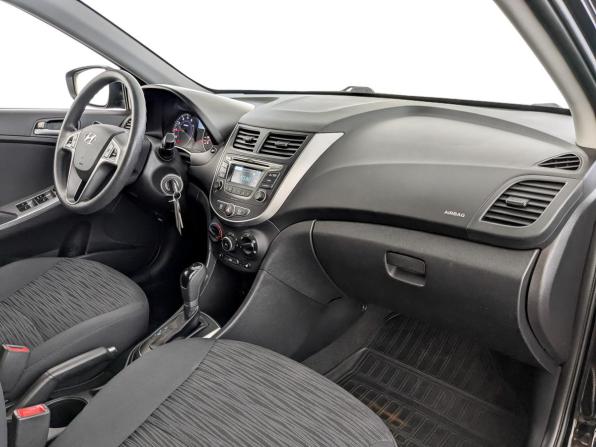 Hyundai Solaris I Рестайлинг с пробегом 2015 года, цена 1 145 000 рублей, 72454 км, седан, Автокод Объявления