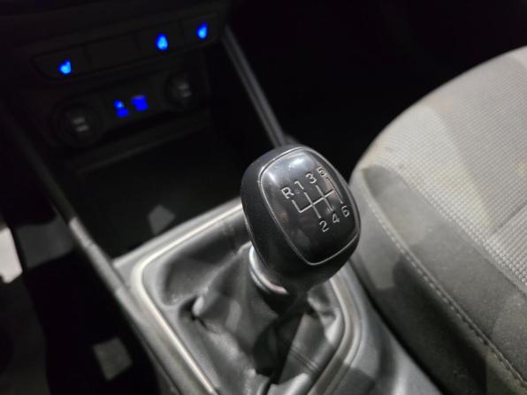 Hyundai Solaris II с пробегом 2018 года, цена 1 175 000 рублей, 152001 км, седан, Автокод Объявления
