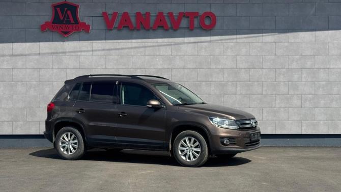 Volkswagen Tiguan I Рестайлинг с пробегом 2014 года, цена 1 297 000 рублей, 181200 км, внедорожник, Автокод Объявления