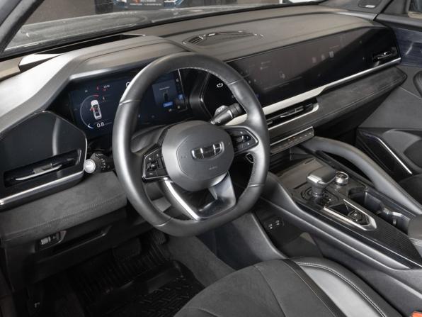 Geely Monjaro I с пробегом 2024 года, цена 3 571 100 рублей, 47318 км, внедорожник, Автокод Объявления
