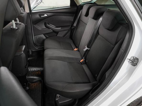 Ford Focus III Рестайлинг с пробегом 2018 года, цена 1 199 000 рублей, 118820 км, хэтчбек, Автокод Объявления