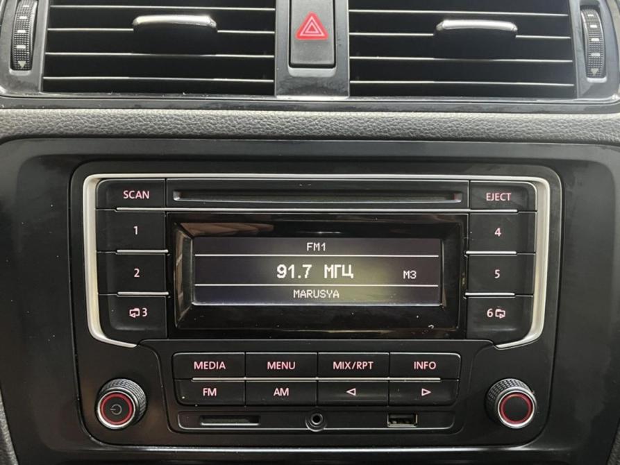 Volkswagen Jetta VI Курск  - изображение 11
