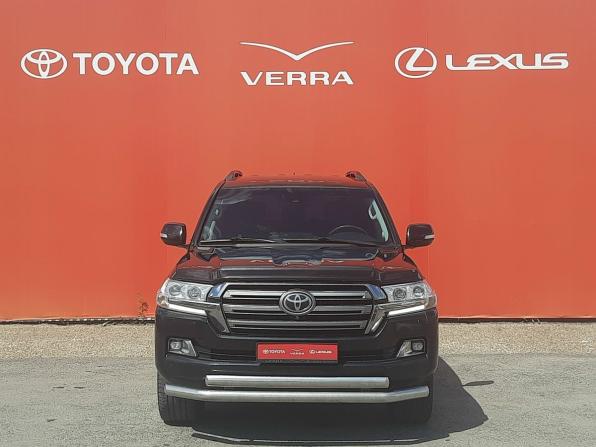 Toyota Land Cruiser 200 Series Рестайлинг 2 с пробегом 2018 года, цена 5 900 000 рублей, 211040 км, внедорожник, Автокод Объявления