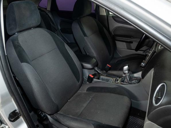 Ford Focus II Рестайлинг с пробегом 2008 года, цена 450 000 рублей, 335000 км, седан, Автокод Объявления