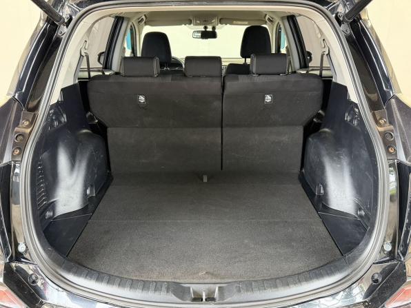 Toyota RAV4 IV (XA40) Рестайлинг с пробегом 2017 года, цена 1 770 000 рублей, 283000 км, внедорожник, Автокод Объявления
