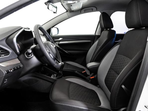 Lada (ВАЗ) Vesta I Рестайлинг (NG) с пробегом 2023 года, цена 1 219 000 рублей, 41933 км, седан, Автокод Объявления