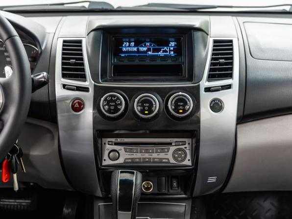 Mitsubishi Pajero Sport II с пробегом 2011 года, цена 1 898 000 рублей, 159704 км, внедорожник, Автокод Объявления