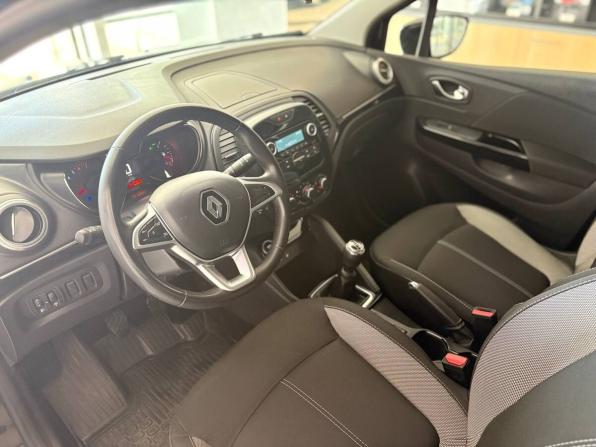 Renault Kaptur I Рестайлинг с пробегом 2021 года, цена 1 716 000 рублей, 46448 км, внедорожник, Автокод Объявления