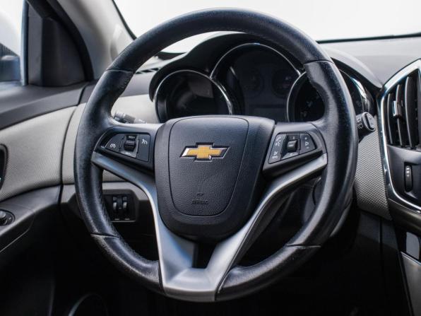 Chevrolet Cruze I Рестайлинг с пробегом 2013 года, цена 750 000 рублей, 201461 км, хэтчбек, Автокод Объявления